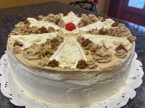 Torta De Nuez